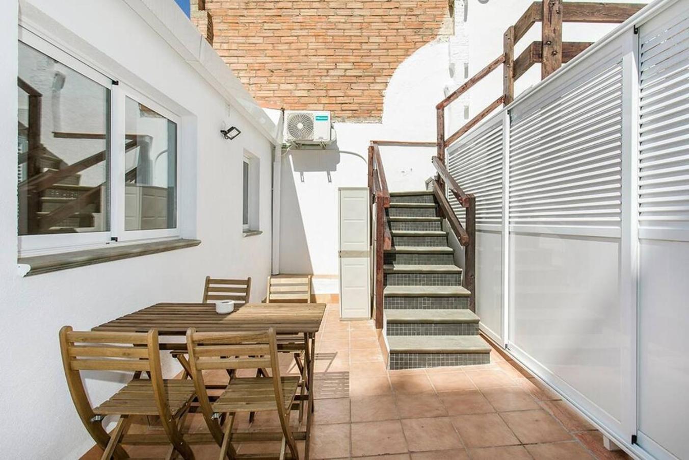 Cozy&New With Terrace Leilighet L'Hospitalet de Llobregat Eksteriør bilde