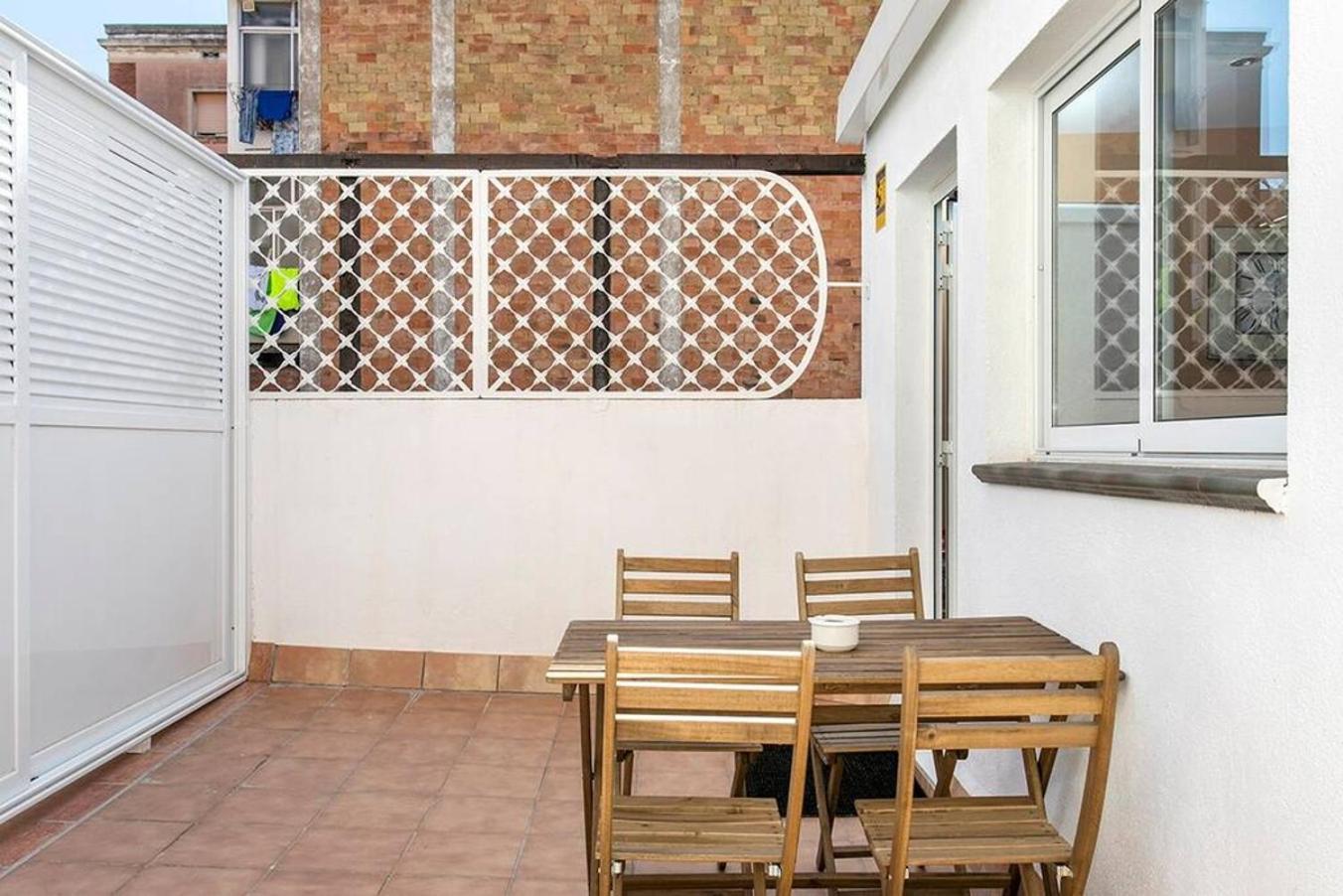 Cozy&New With Terrace Leilighet L'Hospitalet de Llobregat Eksteriør bilde