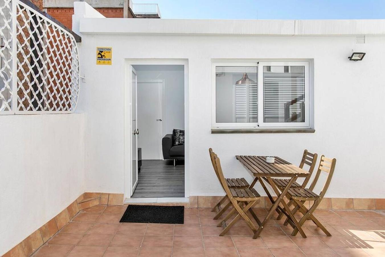 Cozy&New With Terrace Leilighet L'Hospitalet de Llobregat Eksteriør bilde